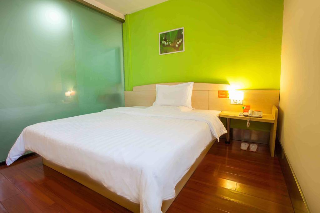 7Days Inn Guiyang Sha Chong South Road Room photo